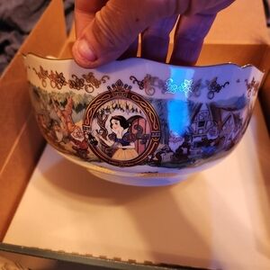 Disney Snow white lennox bowl